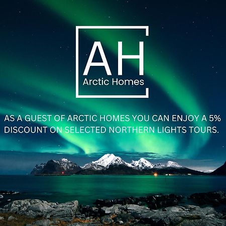 Arctic Homes - Historical Tromso House With View 외부 사진