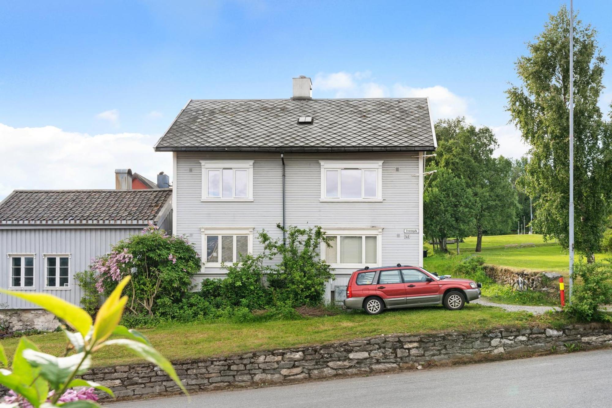 Arctic Homes - Historical Tromso House With View 외부 사진