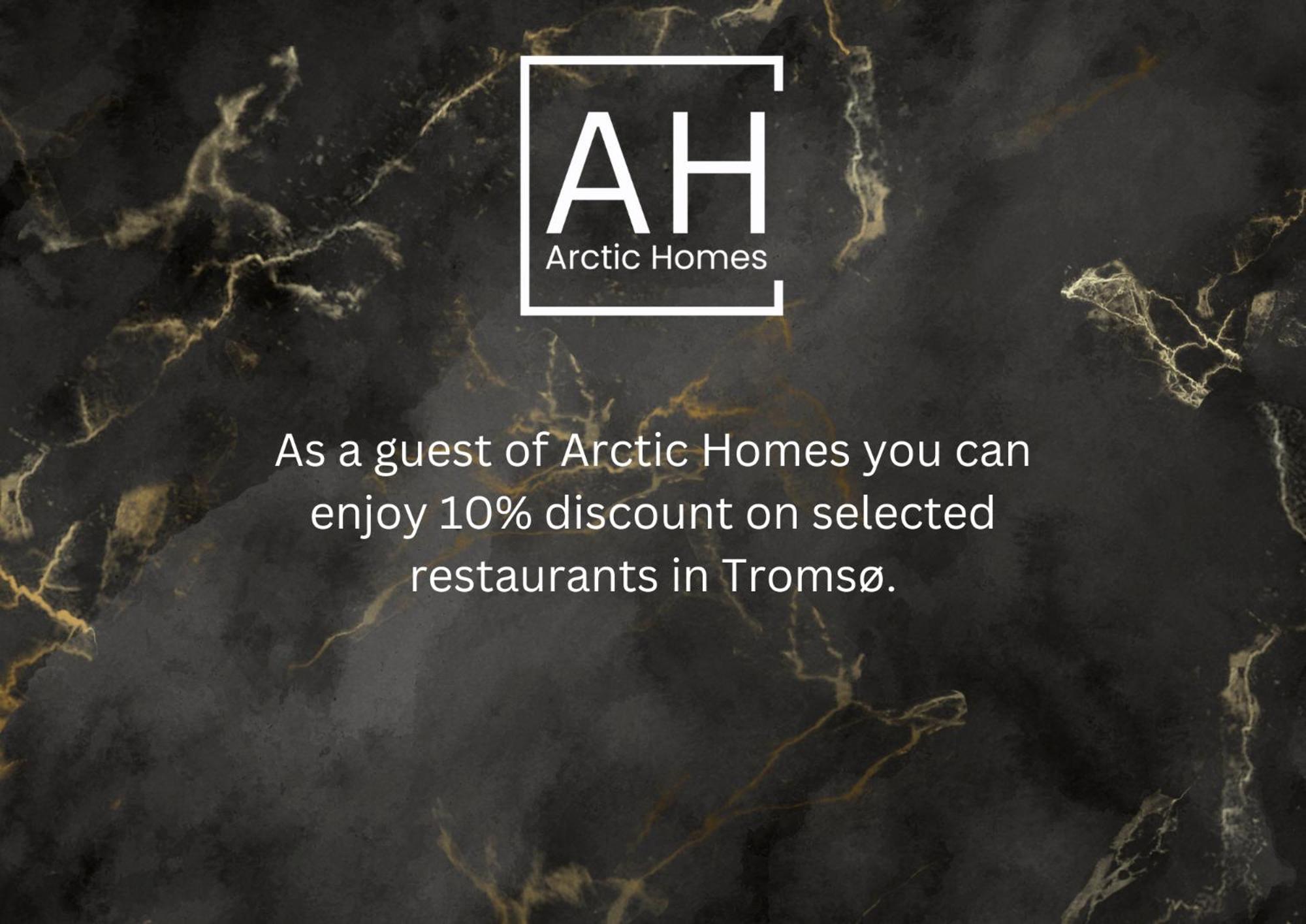 Arctic Homes - Historical Tromso House With View 외부 사진